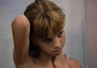 Naturistin: Julia Akt Dessous - Striving for harmony and peace of mind is the essence of naturism