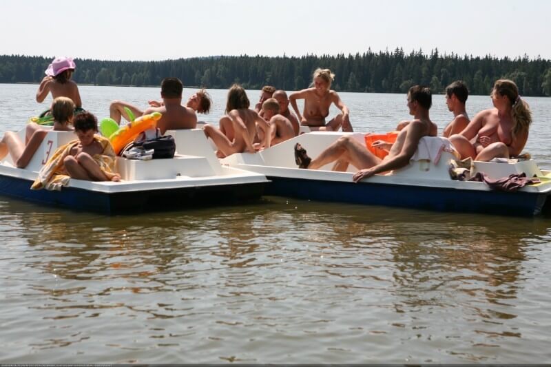 Naturis by LAKE FOREST FRIENDS - The desire to admire the human form