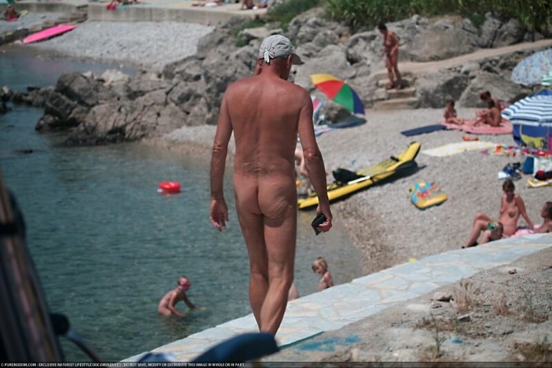 Nudist Shore Walking pics - Support and mutual understanding are important in the nudism movement