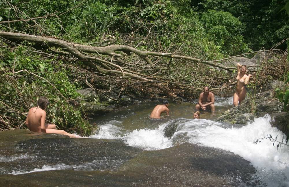 Brazilian Top of the Rivers photos - Nudity helps to overcome insecurities and boost self-esteem