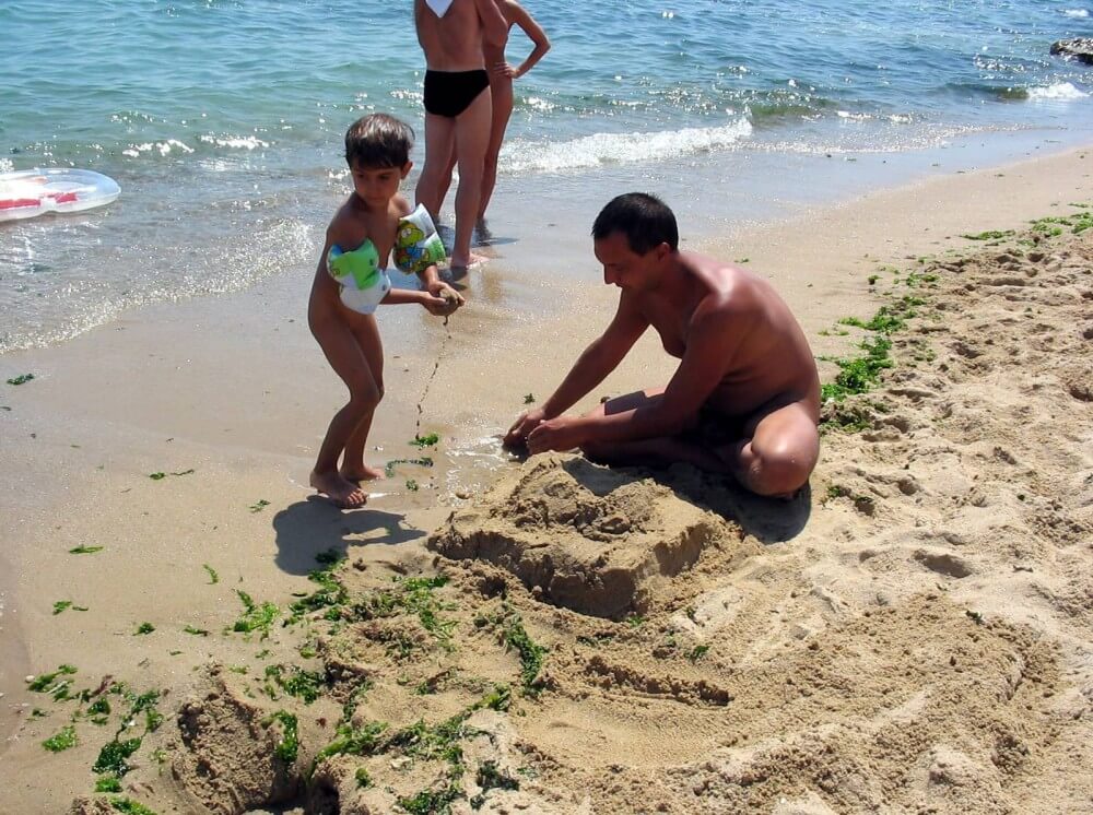 Bulgarian Sandy Paint Over - The practice of naturism fosters inner harmony