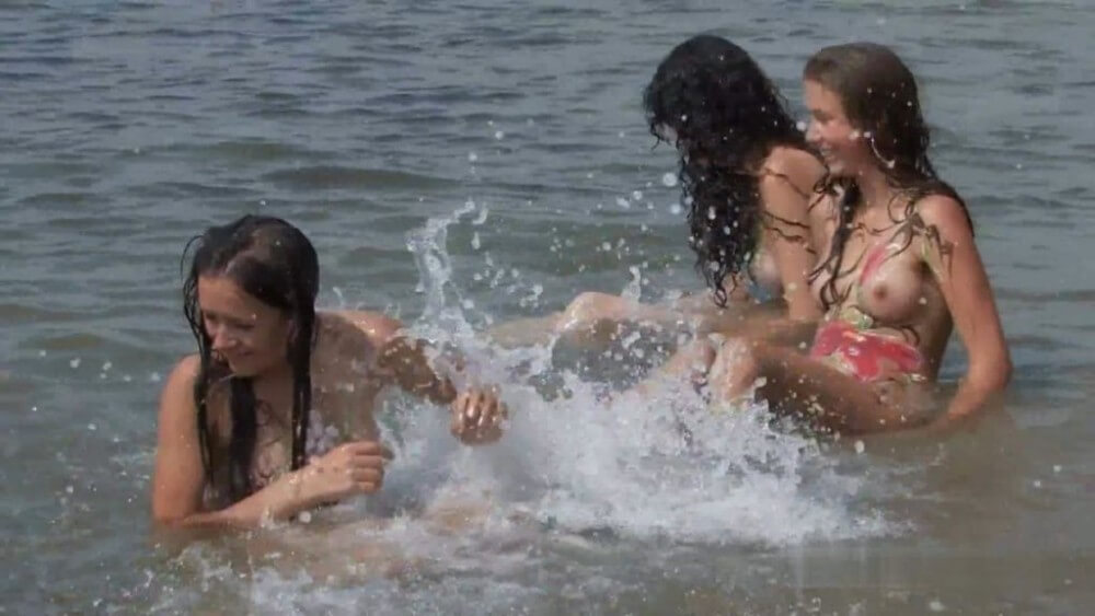 Body Art At Nudist Beach - Freedom as the core principle of naturism