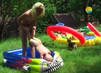 Naturist Freedom: Not only Skipping Ropes - Freedom of the body means equality for all