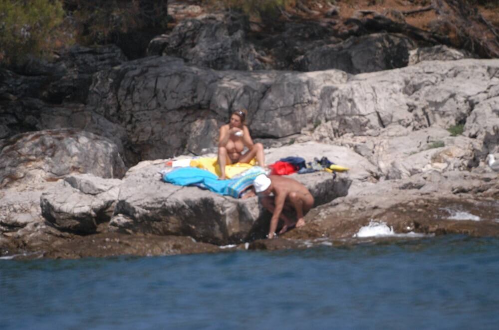 Croatian Rock-Front Coast pics - Naturalness and freedom are the core principles of naturism and nudism