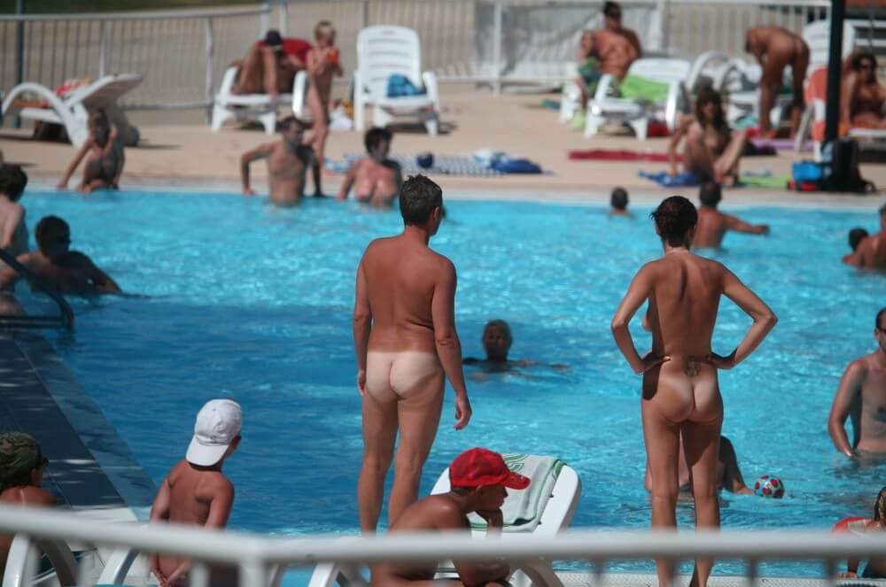 Pool-Shore Group Exercise - A naturist strives for inner harmony and emotional balance