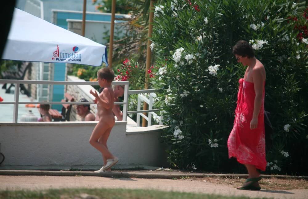 Naturist Pool Walkaround pics - Accepting oneself fully is the foundation of naturism