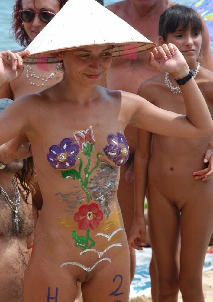 Nudist gathering on the beach video - Self-confidence helps naturists achieve their goals