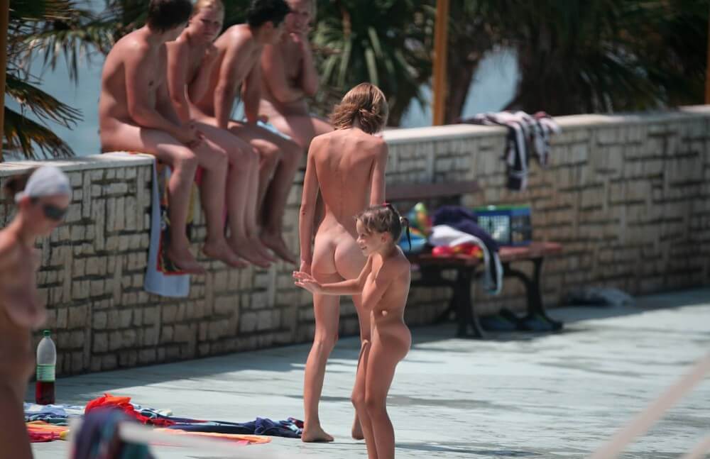 Ledge Group Naturists pics - The naked body is an expression of freedom