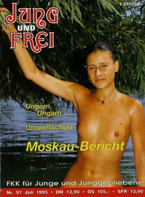 Jung und Frei Nr 97 - Nudity is only possible among people