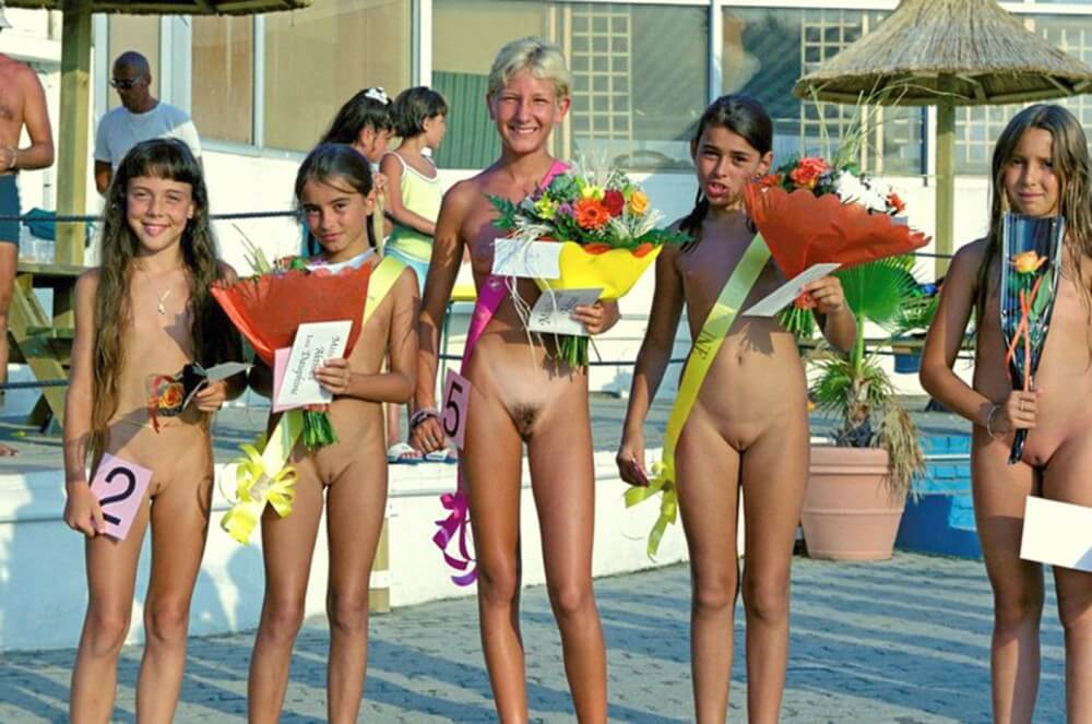 Beauty contest FR photos - Naturism and the ecological sustainability of natural recreation areas