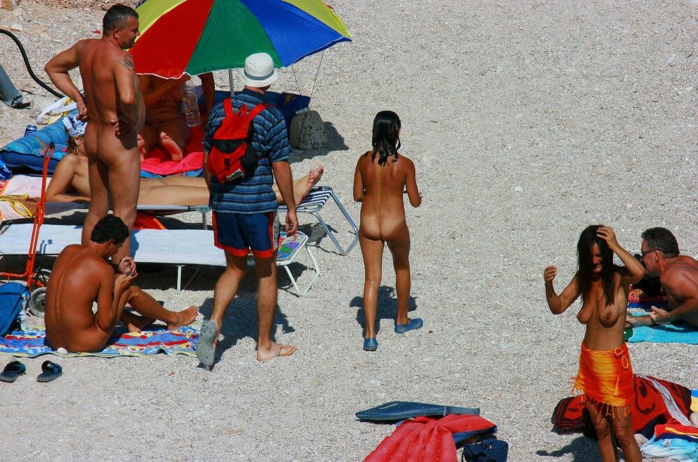 Uka FKK Beach Parenting Nudist beach pics - Benefits of naturist recreation and harmony with nature