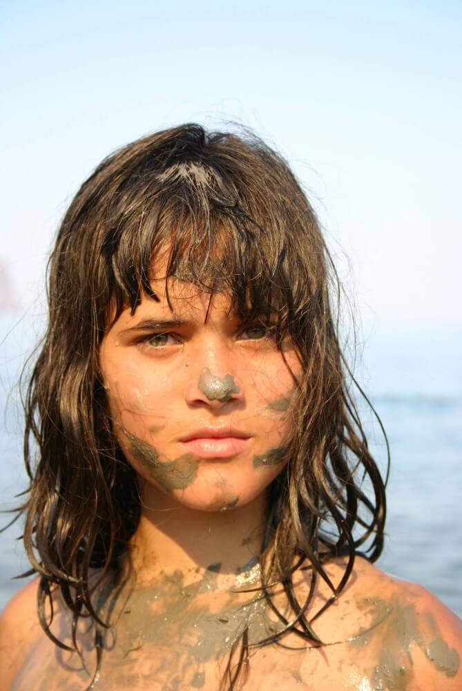 Courageous Naturist Girl pics - Active naturists on vacation