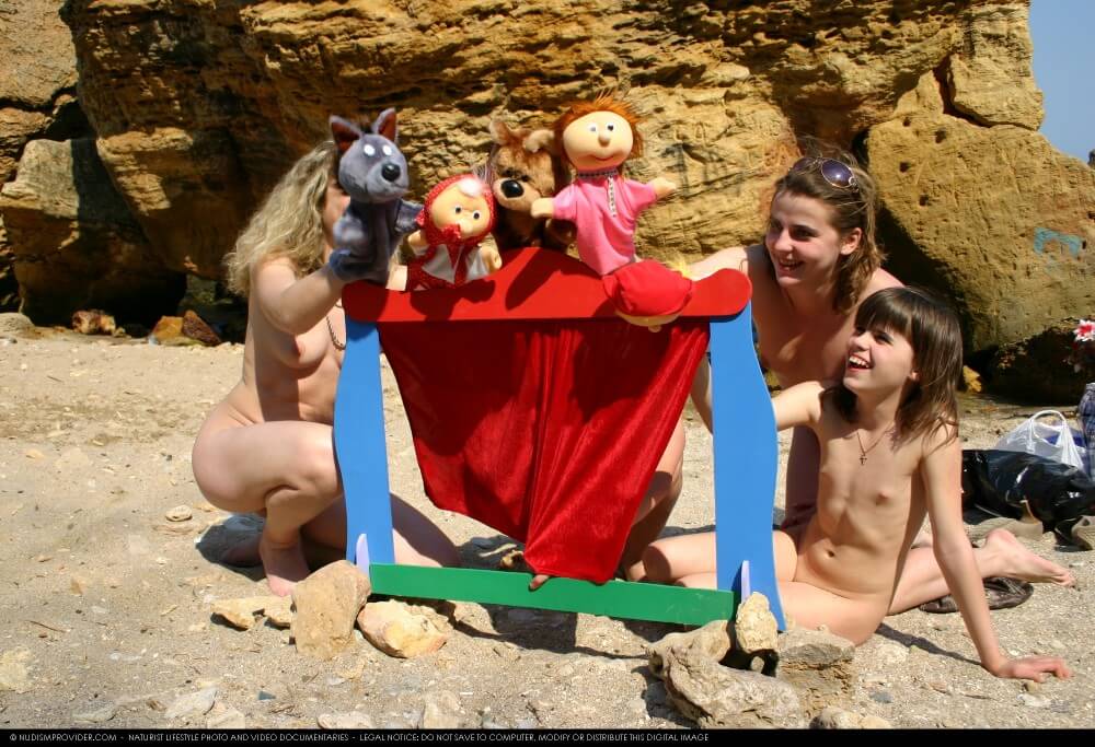 Premium Content # 33 - Nudism and naturism bring you closer to nature