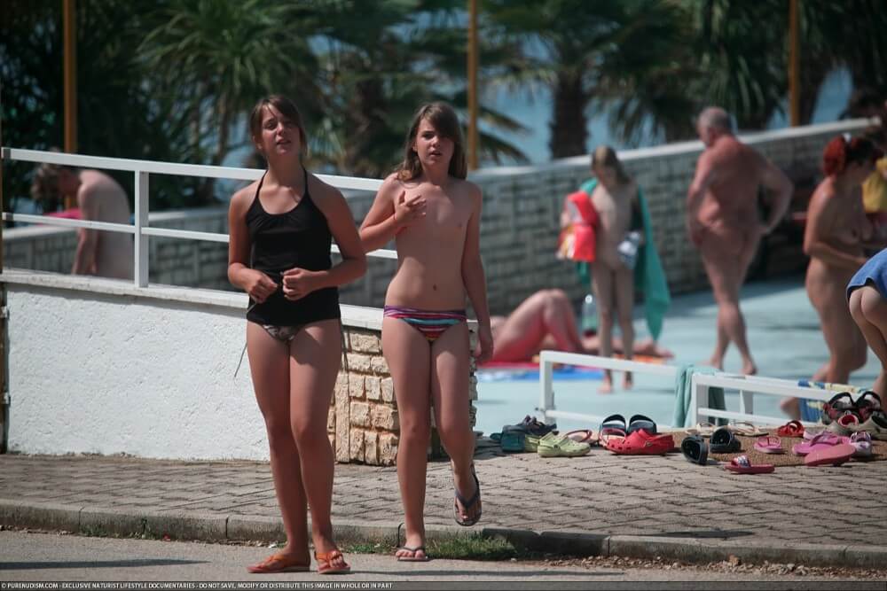 FKK Water Locations Set 1 - Blending in with the crowd of nudists