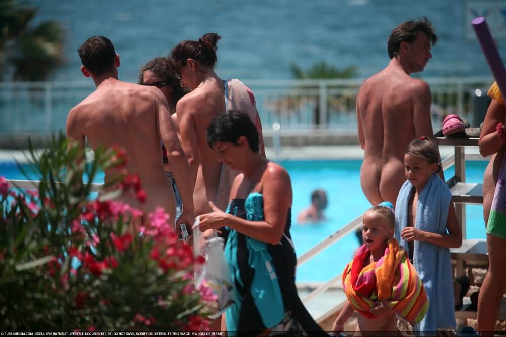 Naturism photo gallery # 66 - A resort for nature lovers